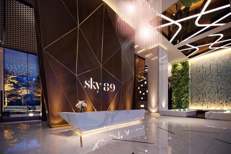 SKY 89